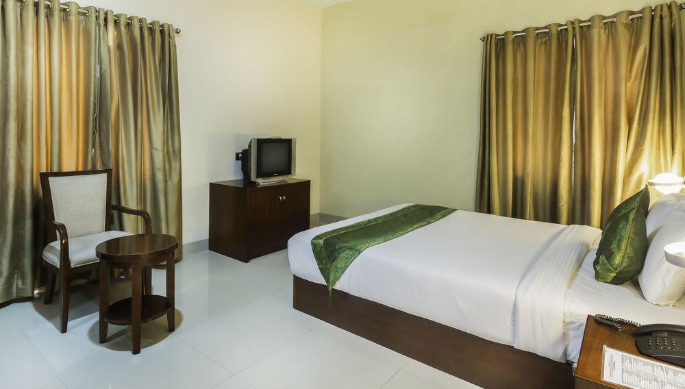 Oyo Townhouse 9 Hitech City Haïdarabad Extérieur photo