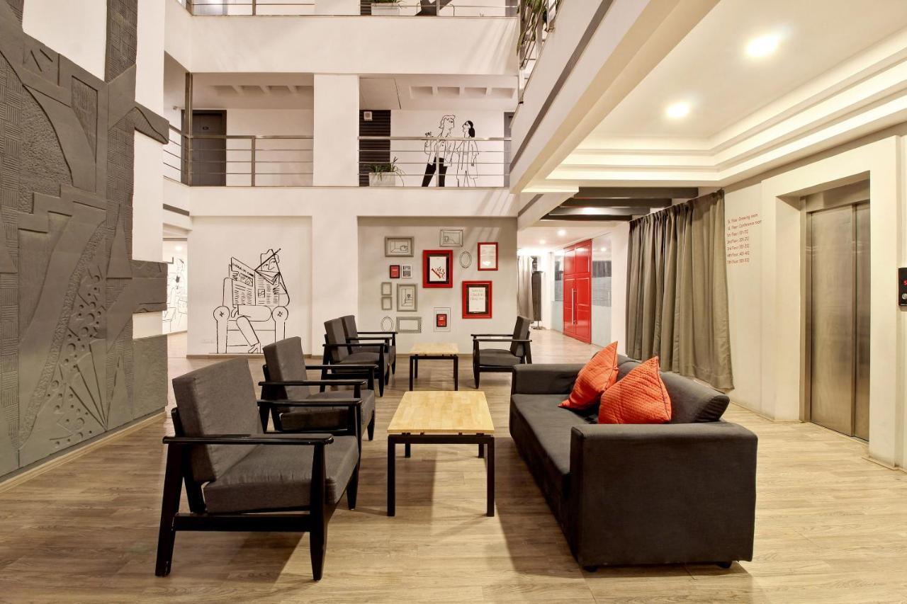 Oyo Townhouse 9 Hitech City Haïdarabad Extérieur photo