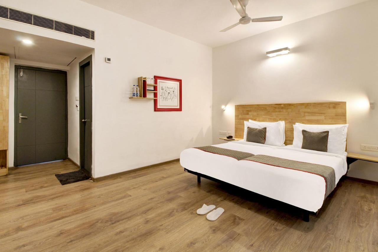 Oyo Townhouse 9 Hitech City Haïdarabad Extérieur photo