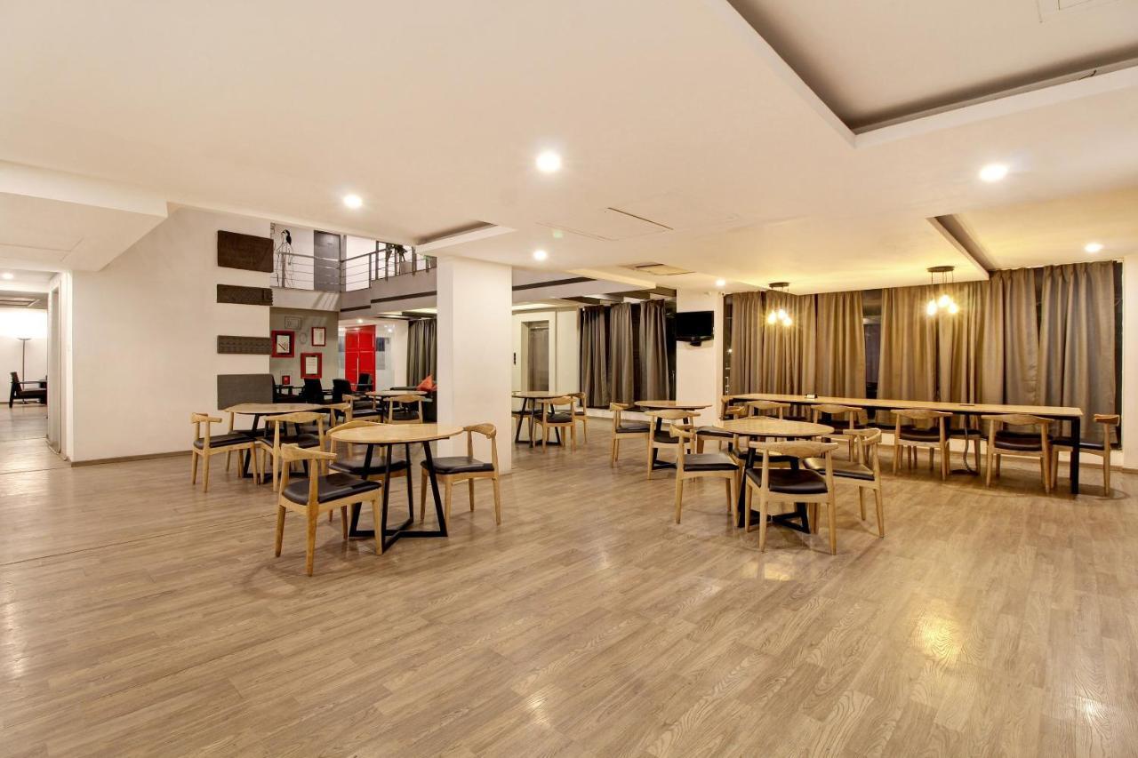 Oyo Townhouse 9 Hitech City Haïdarabad Extérieur photo