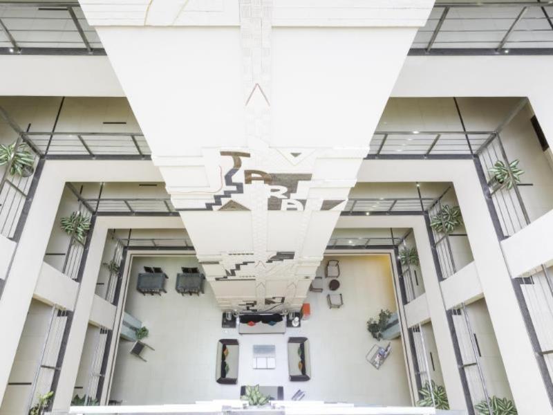 Oyo Townhouse 9 Hitech City Haïdarabad Extérieur photo